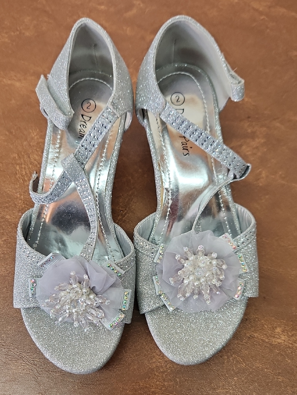 Dream Pairs Silver Glitter Floral T-Strap Heels